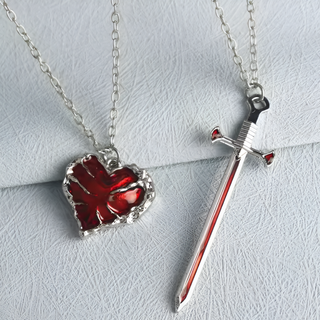 Collar Corazón y Espada